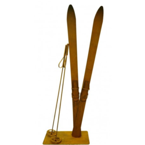 Deko ski's inclusief stokken op plaat, roest design