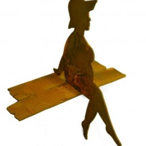 Badende schoonheid zittend op een steiger, roest design