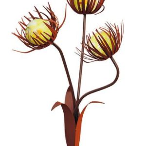 Decoratieve bloem margriet voorzien van drie glazen bloemen, roest design