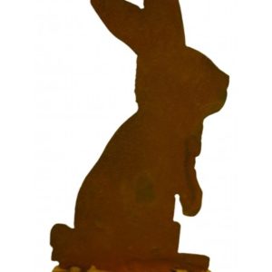 Kussend konijn met recht opstaande oren, op plaat, roest design